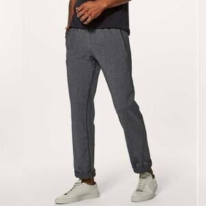 Lululemon Men’s Size M Discipline Pants Heathered Black 32” Inseam Athletic